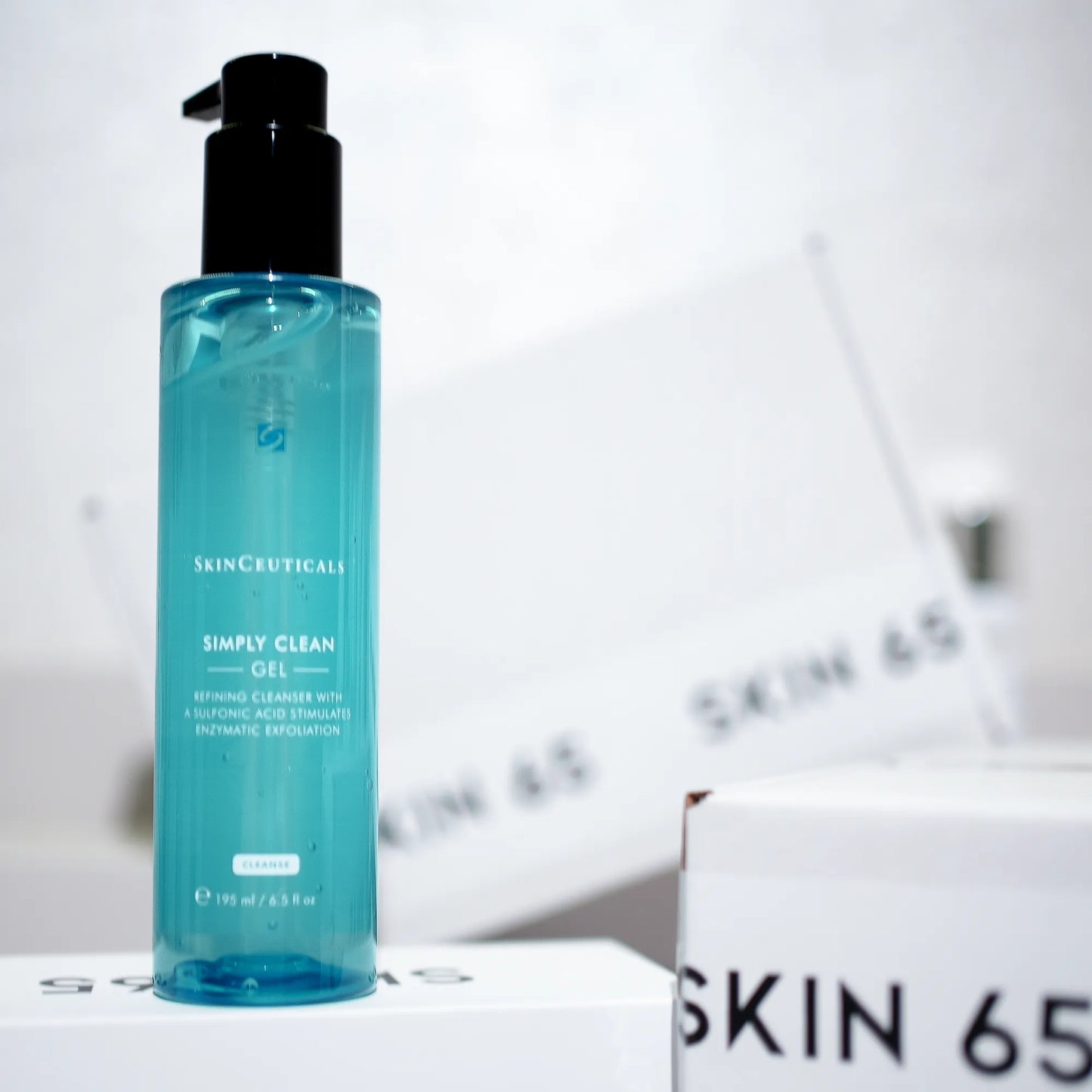 SKINCEUTICALS SIMPLY CLEAN (195ml)